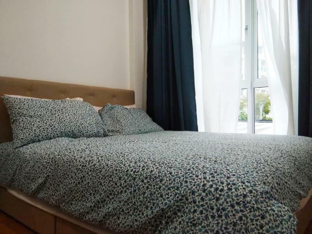 Putra 1 Pool Homestay Bandar Seri Putra Kampong Sungai Buah Esterno foto